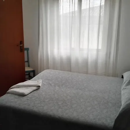 La Mimosa מלון 2*